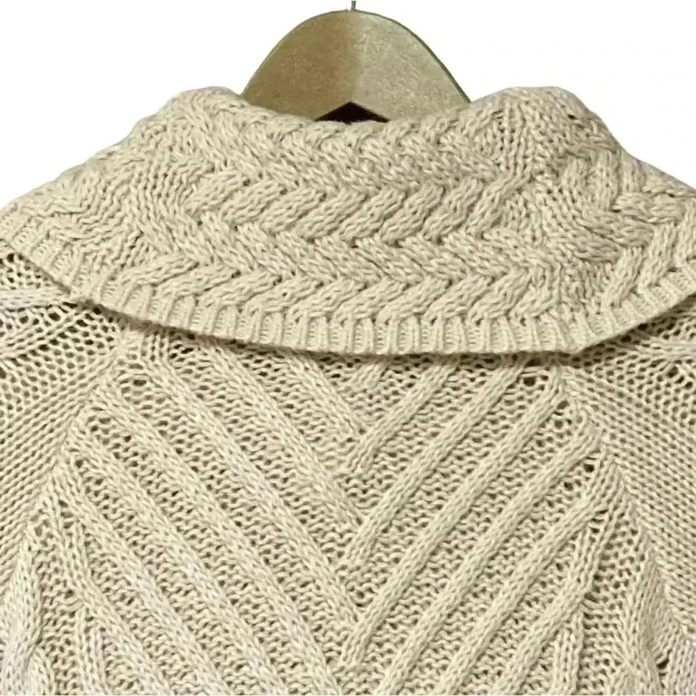 Hem & Thread Cable Knit Turtleneck Sweater Medium Ecru Hi-Lo NWT - Picture 4 of 12